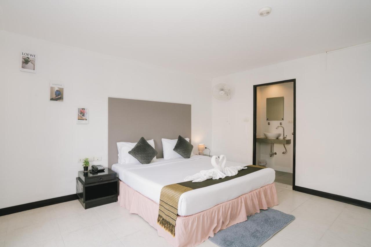 Hotel Noble House Patong Extérieur photo