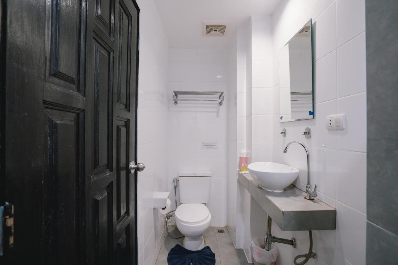 Hotel Noble House Patong Extérieur photo