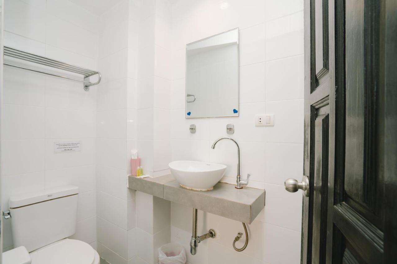 Hotel Noble House Patong Extérieur photo