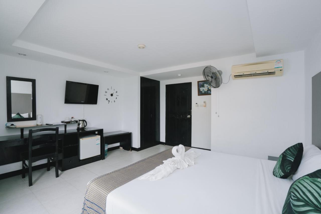 Hotel Noble House Patong Extérieur photo