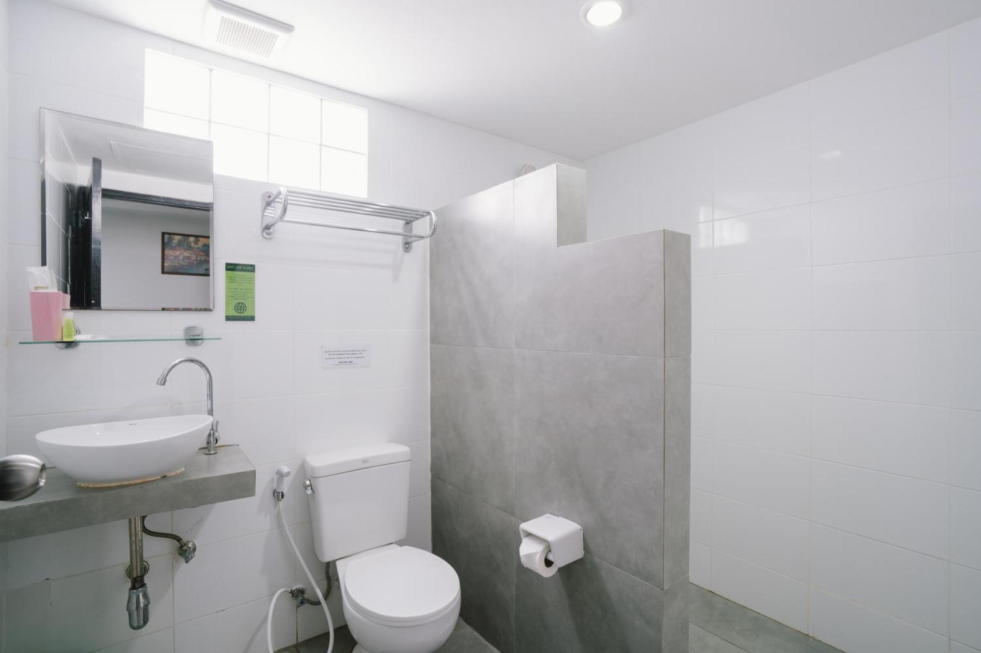 Hotel Noble House Patong Extérieur photo