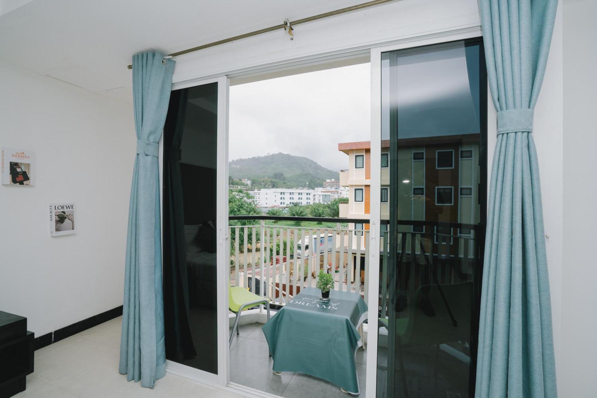 Hotel Noble House Patong Extérieur photo