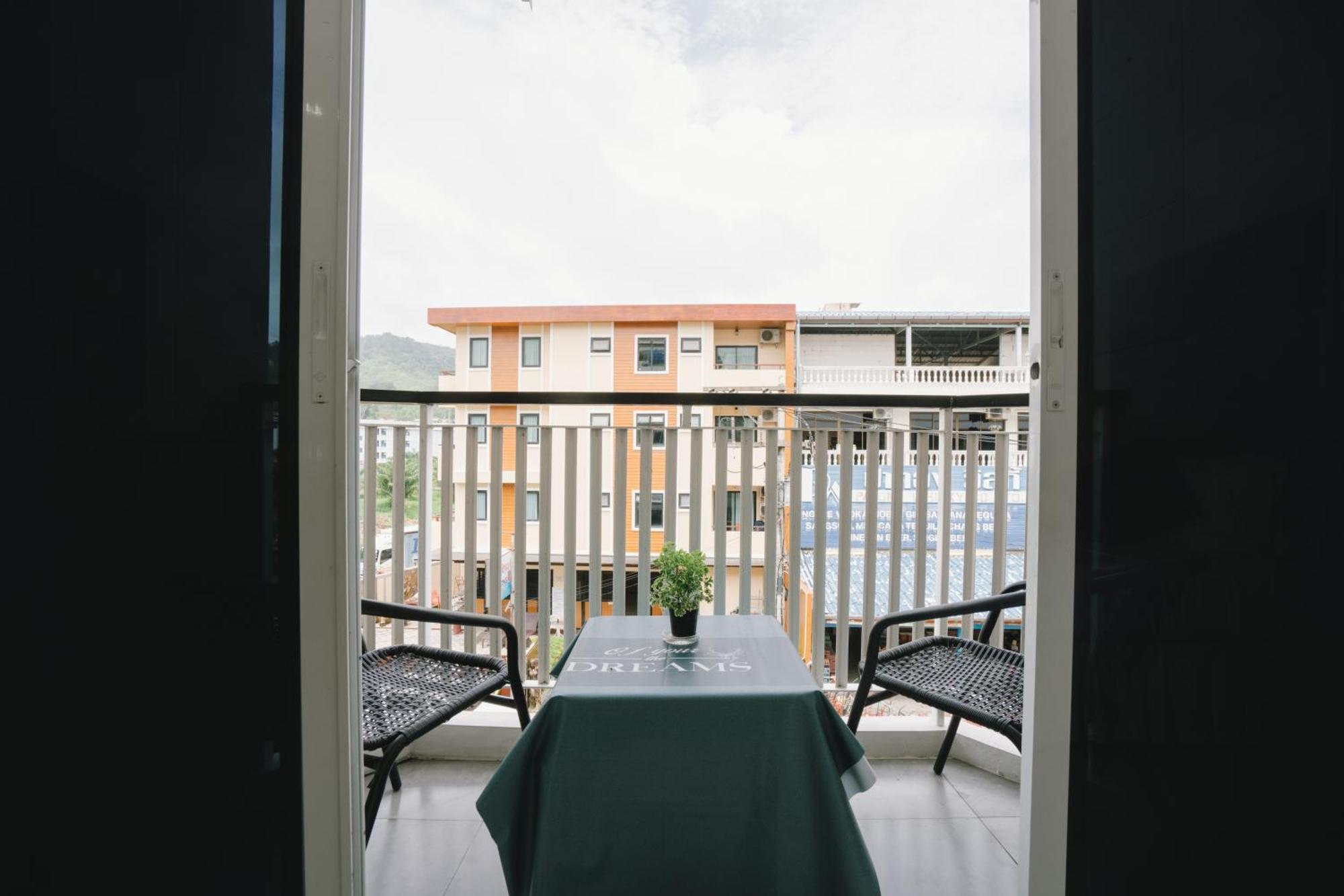 Hotel Noble House Patong Extérieur photo